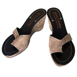 Donald Pliner Wedge Sandals 6 M Metallic Suede Toe Loop Italy Valya Leather